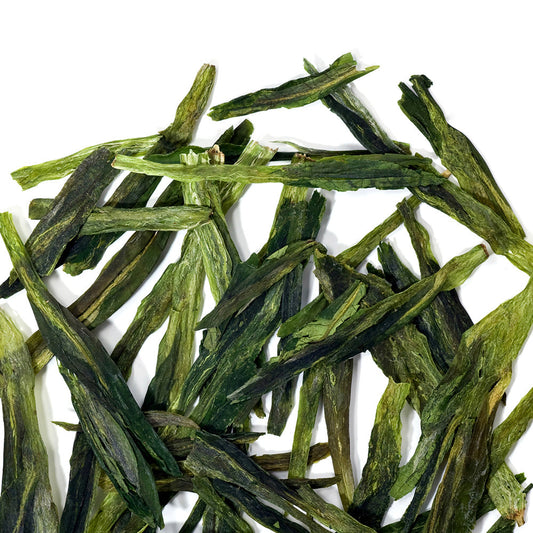 Close view of Tai Ping Hou Kui long flat leaves