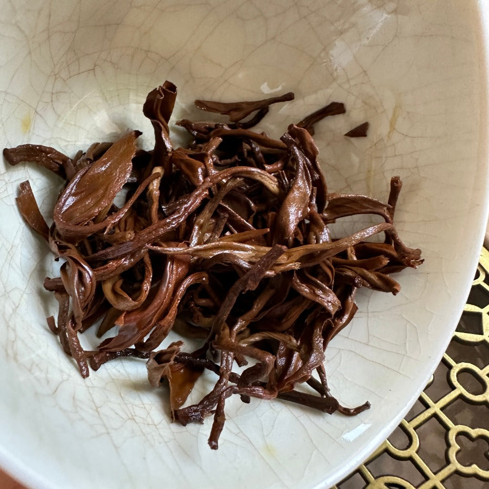 Infused Yingde black tea leaves
