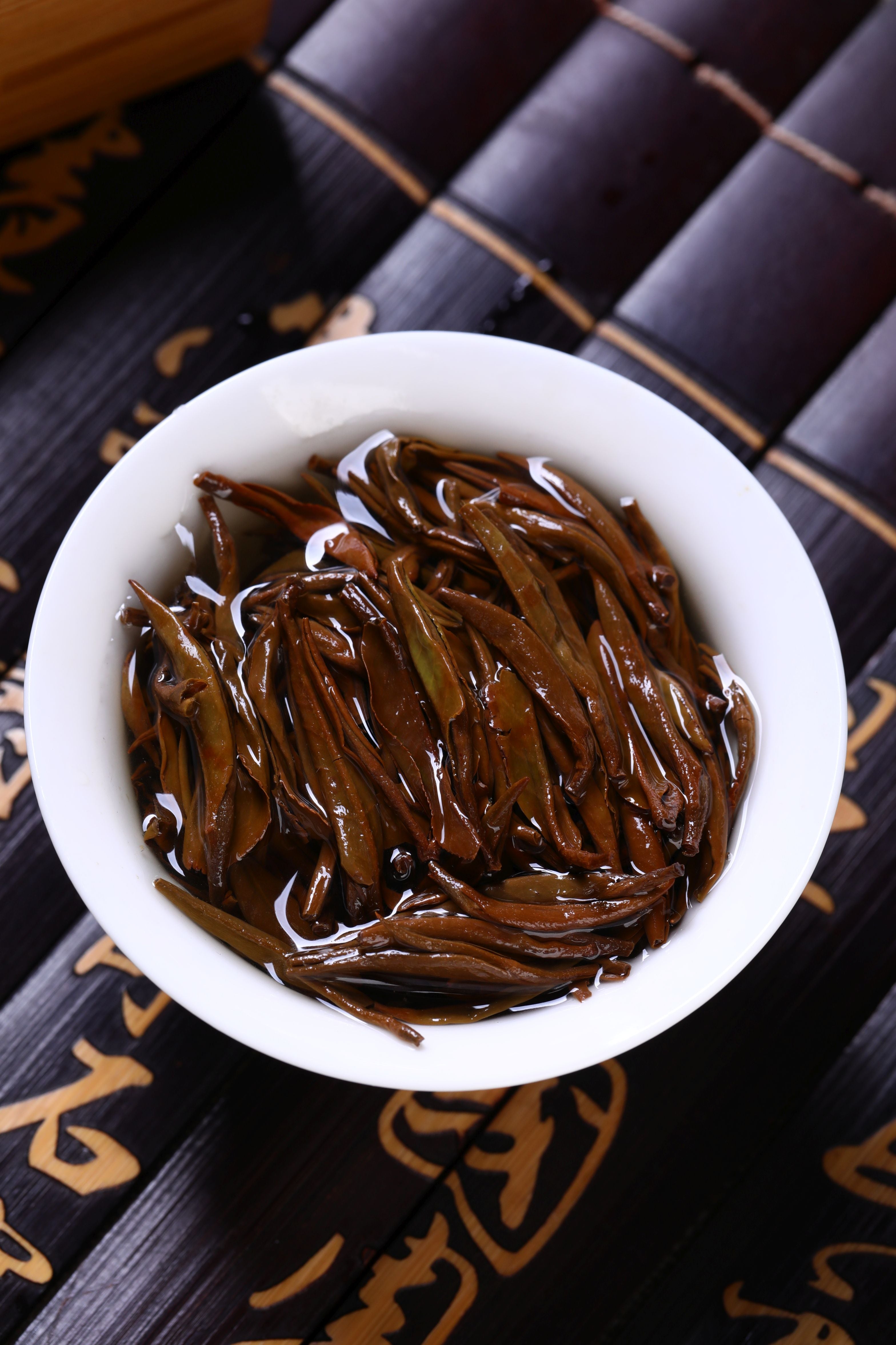 Hua Xiang Jin Jun Mei Black Tea from Wu Yi Mountains | Yunnan Sourcing Tea Shop