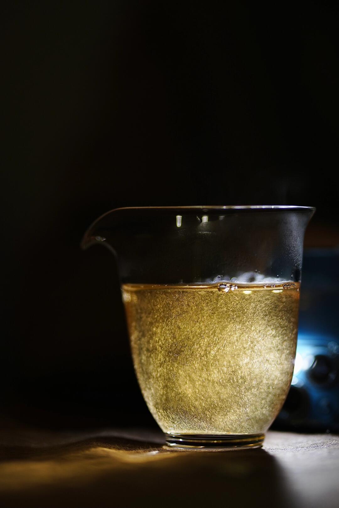 Silver Needle White Needle Shooting